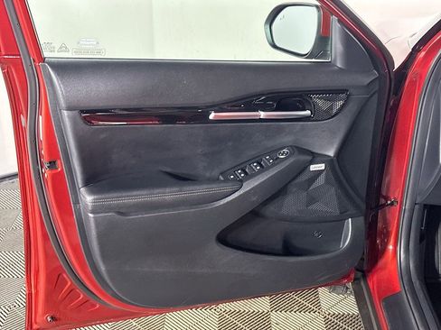 Certified 2025 Kia Seltos SX image 11