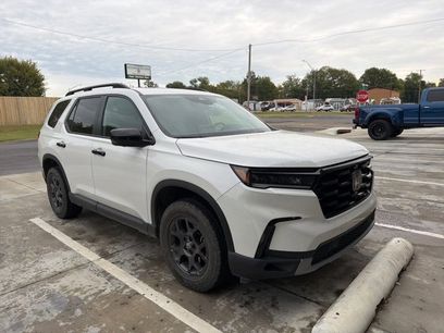 Used 2025 Honda Pilot TrailSport