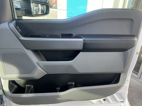 Used 2024 Ford F250 XLT w/ Snow Plow Prep Package image 11