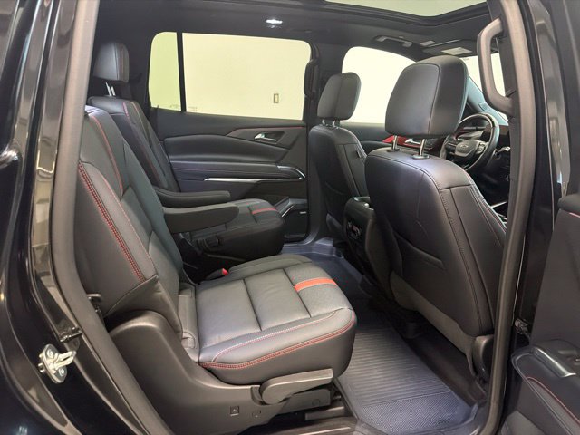 Used 2025 Chevrolet Traverse RS w/ LPO, Floor Liner Package AWD/4WD image 43