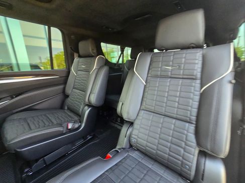 New 2026 Cadillac Escalade ESV Sport w/ Touring Package image 18