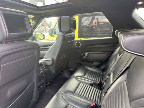 Used 2020 Land Rover Discovery HSE Luxury image 9