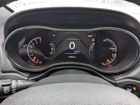 Used 2018 Jeep Grand Cherokee High Altitude AWD/4WD image 22