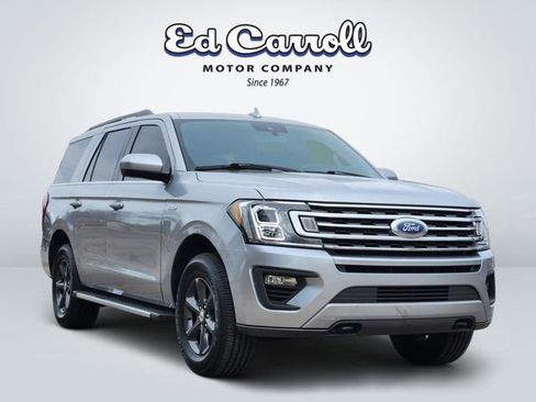 Used 2020 Ford Expedition XLT w/ FX4 Off-Road Package AWD/4WD image 3