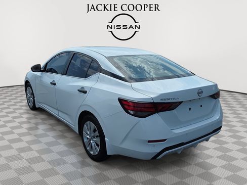 Used 2025 Nissan Sentra S FWD image 7