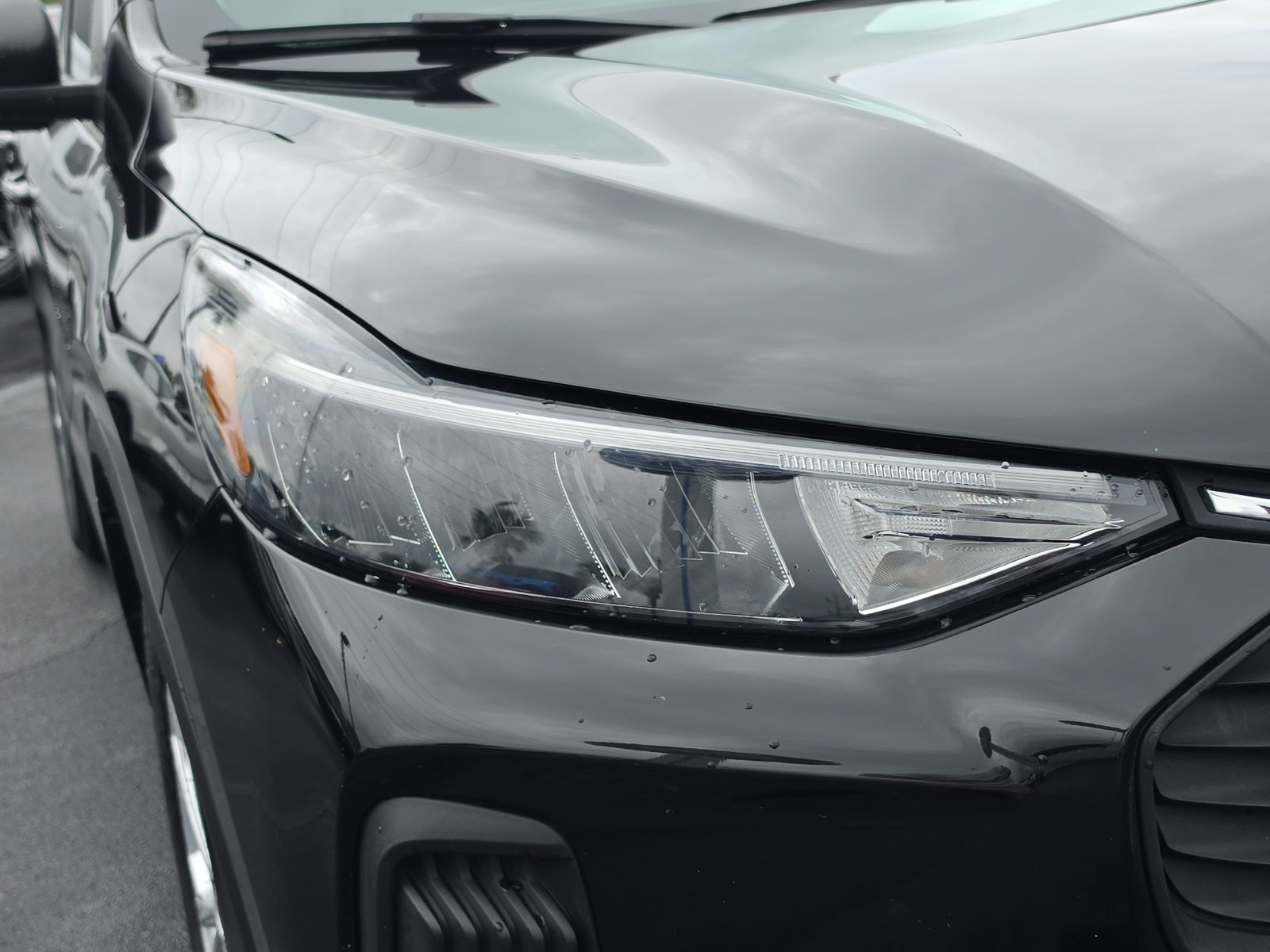 Certified 2025 Ford Escape Active FWD image 8