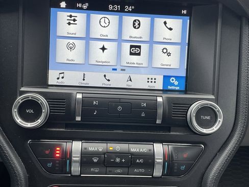 Used 2018 Ford Mustang GT Premium w/ Equipment Group 401A image 30