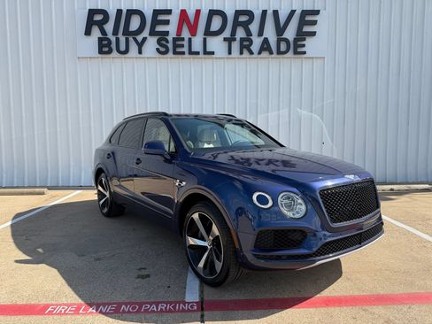 Used 2019 Bentley Bentayga AWD/4WD image 9