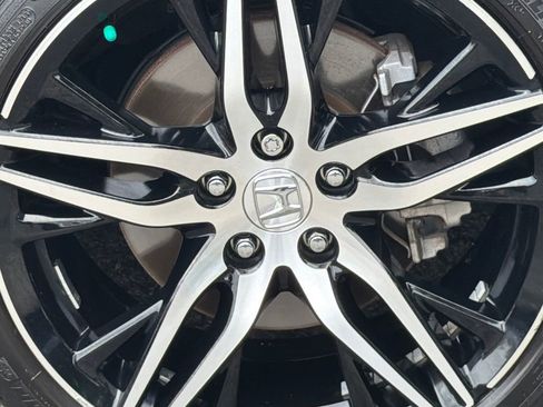 Used 2022 Honda Accord Touring image 6