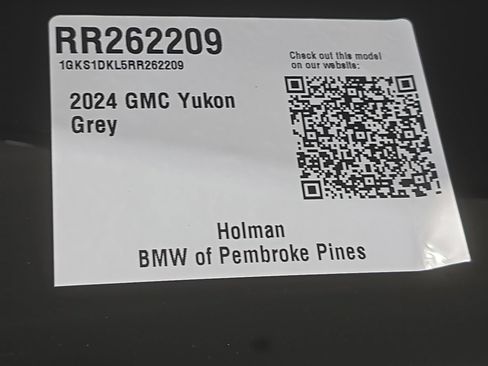 Used 2024 GMC Yukon Denali RWD image 33