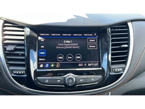 Certified 2022 Chevrolet Trax LT w/ LT Convenience Package AWD/4WD image 18