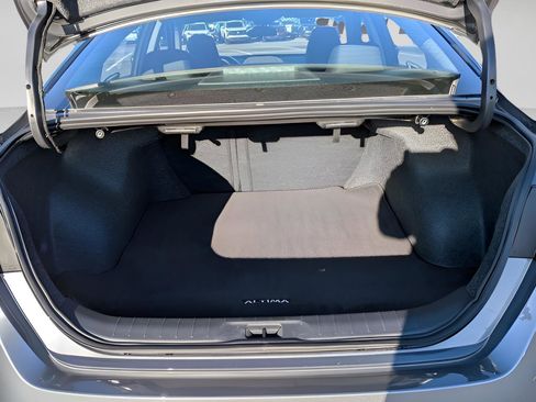Certified 2025 Nissan Altima 2.5 S FWD image 23