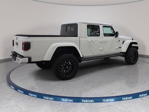 Used 2021 Jeep Gladiator Overland AWD/4WD image 6