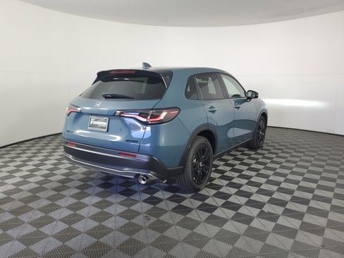 New 2026 Honda HR-V Sport image 4