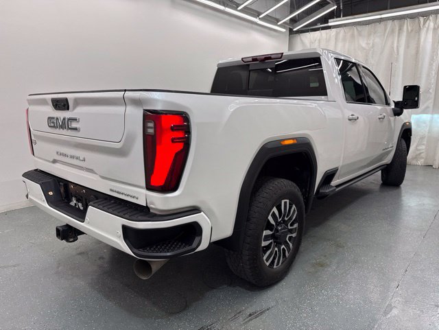 Used 2024 GMC Sierra 2500 Denali Ultimate AWD/4WD image 8