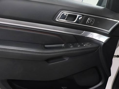 Used 2019 Ford Explorer Sport AWD/4WD image 21