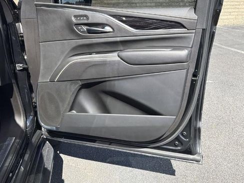 Used 2021 Cadillac Escalade Sport AWD/4WD image 14