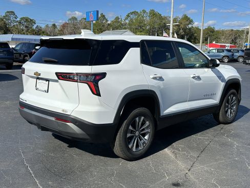 New 2026 Chevrolet Equinox LT image 5