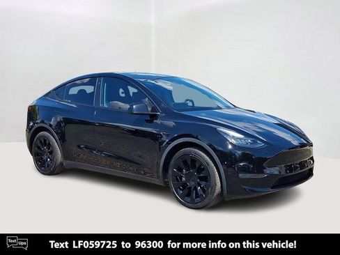 Used 2020 Tesla Model Y Long Range AWD/4WD image 1