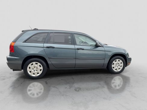 Used 2007 Chrysler Pacifica 2WD w/ Cargo Convenience Group image 8