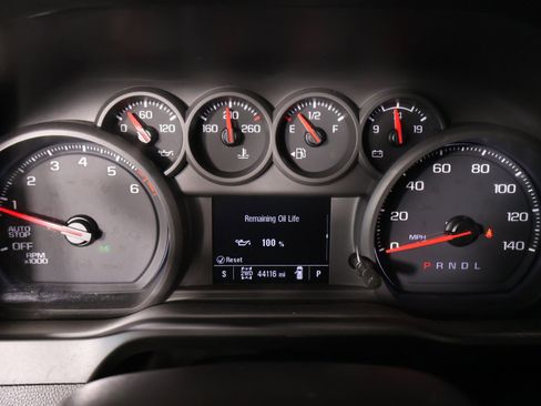 Used 2023 Chevrolet Silverado 1500 Custom AWD/4WD image 4