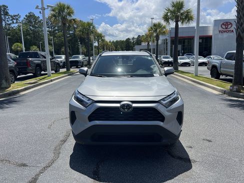 Used 2023 Toyota RAV4 XLE FWD image 3