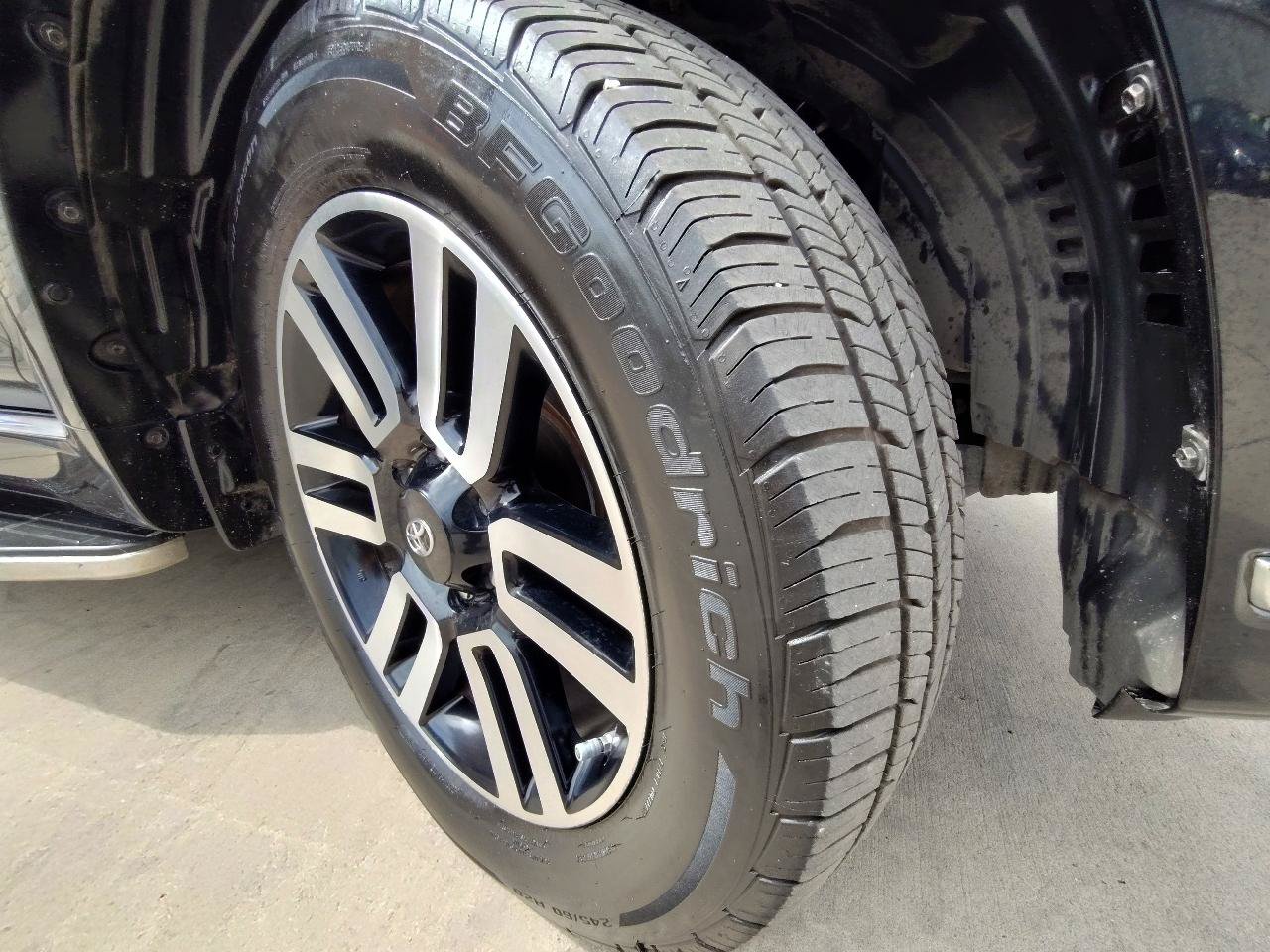 Used 2017 Toyota 4Runner Limited RWD image 54