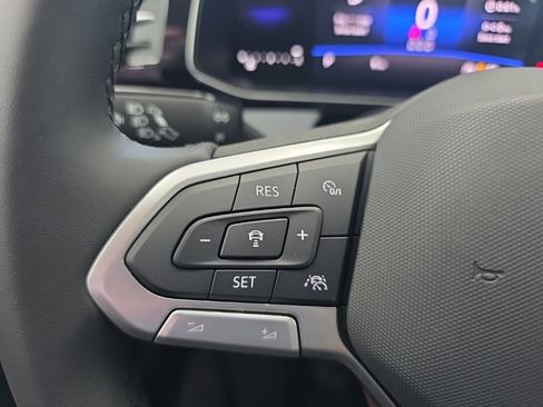 New 2027 Volkswagen Jetta SE FWD image 31