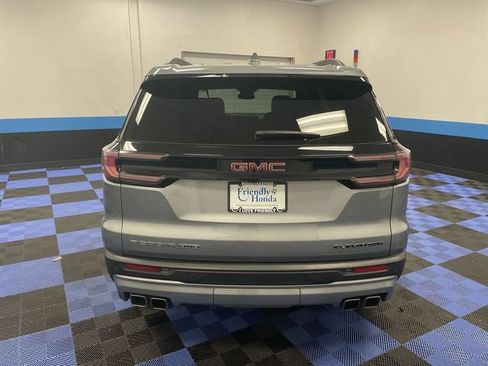 Used 2024 GMC Acadia Elevation w/ Luxury Package AWD/4WD image 24