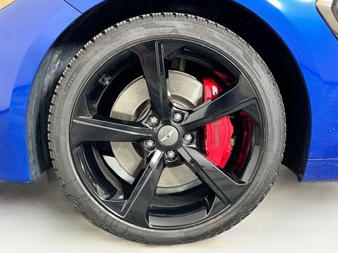 Used 2021 Genesis G70 3.3T w/ Sport Package image 11