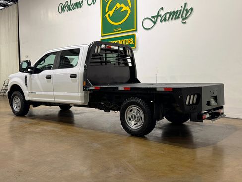 Used 2021 Ford F250 XL w/ Power Equipment Group image 6