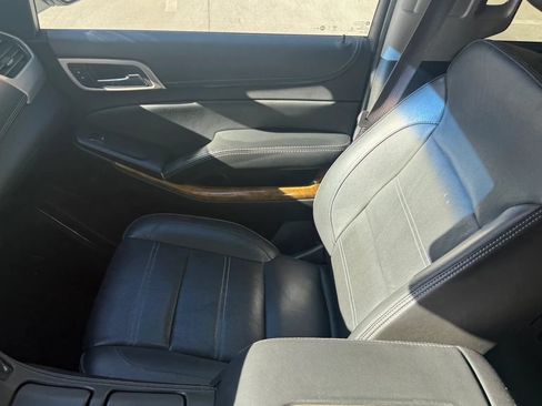 Used 2017 GMC Yukon Denali RWD image 19