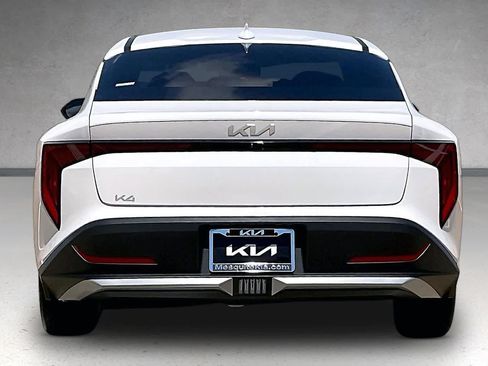 Certified 2025 Kia K4 FWD image 5