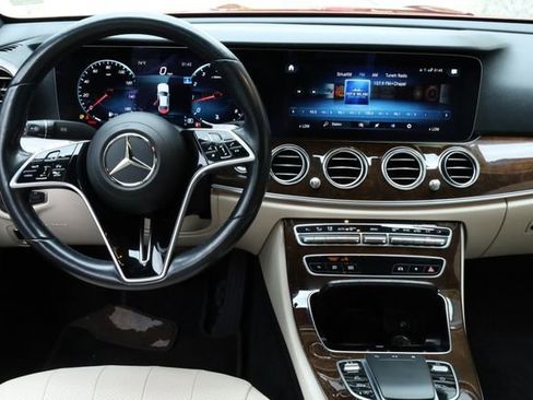 Used 2021 Mercedes-Benz E 350 Sedan image 11