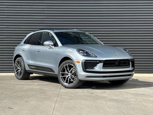 Certified 2026 Porsche Macan image 9