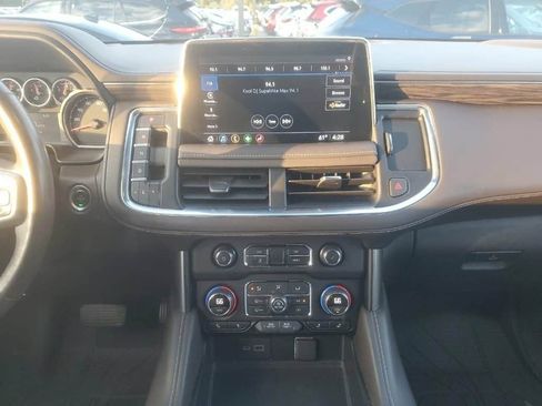 Used 2021 Chevrolet Tahoe LT w/ LT Signature Package image 10