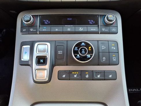 Used 2021 Hyundai Palisade Limited image 13