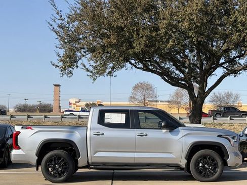 New 2026 Toyota Tundra SR5 image 3