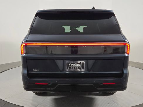 New 2026 Lincoln Navigator L Reserve w/ Jet Appearance Package image 5