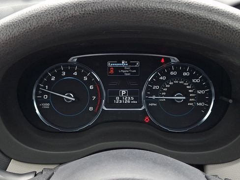 Used 2018 Subaru Forester 2.5i Premium AWD/4WD image 21