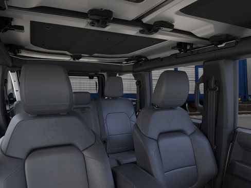 New 2025 Ford Bronco Badlands w/ Sasquatch Package image 37