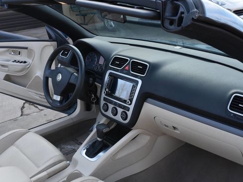 Used 2009 Volkswagen Eos Komfort image 32