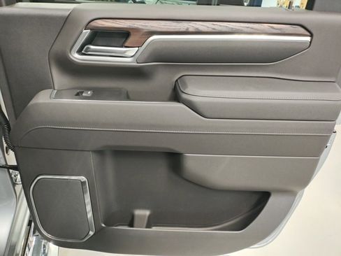New 2026 GMC Sierra 2500 SLT image 14
