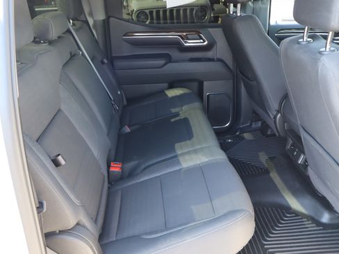 Certified 2024 GMC Sierra 1500 Elevation image 32