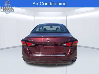 Used 2023 Nissan Altima 2.5 SV