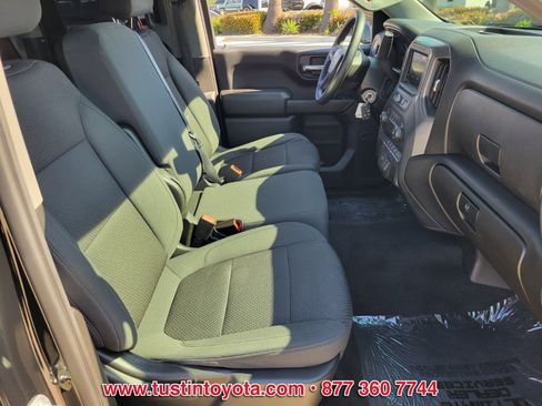 Used 2020 Chevrolet Silverado 1500 Custom w/ Custom Value Package image 15