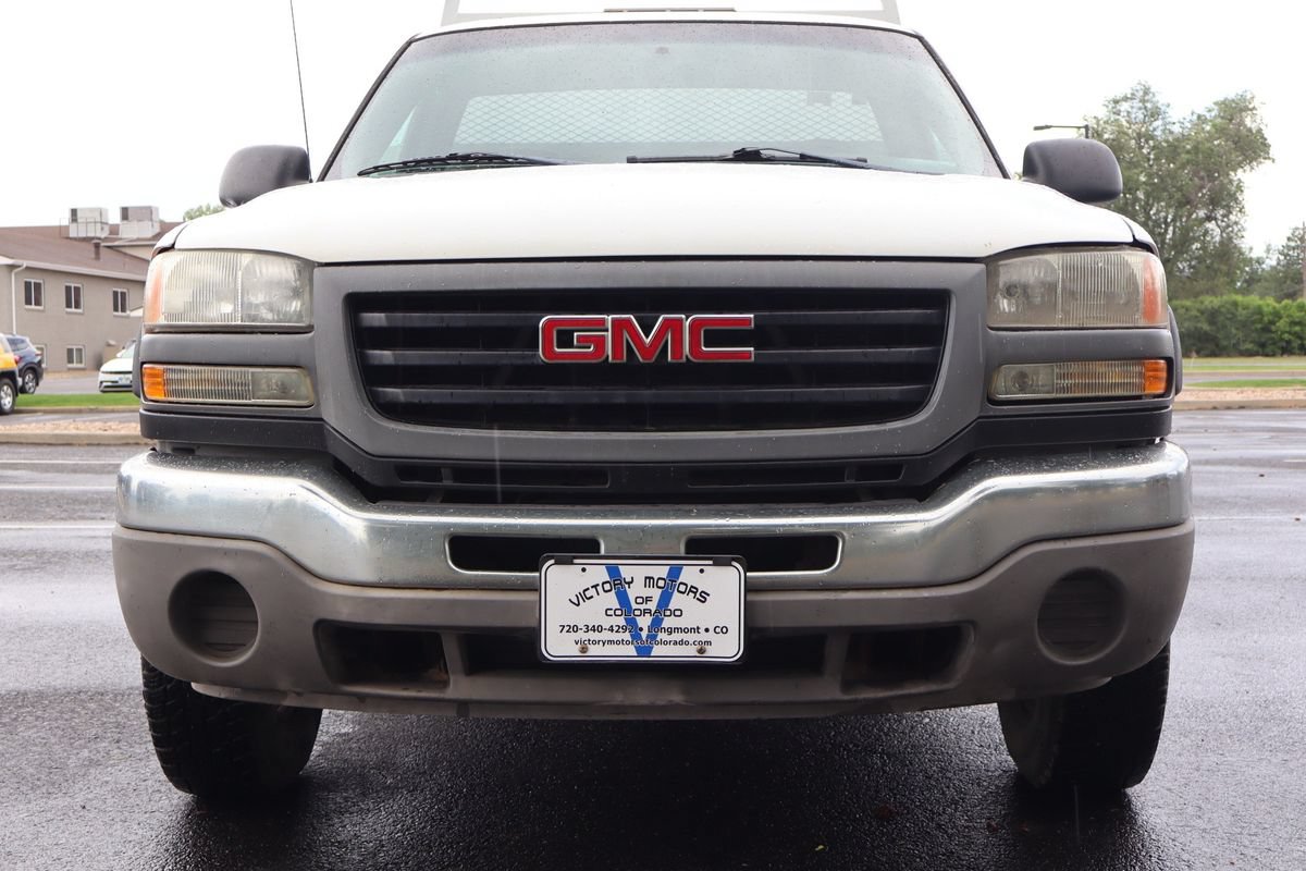 Used 2006 GMC Sierra 2500 W/T RWD image 13