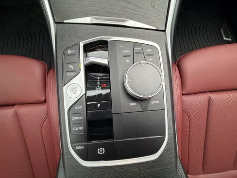 Used 2023 BMW 330i xDrive Sedan w/ M Sport Package AWD/4WD image 25