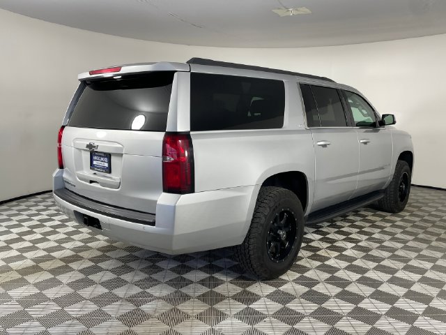 Used 2019 Chevrolet Suburban LT AWD/4WD image 24