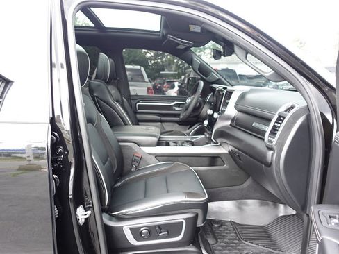 Used 2025 RAM 1500 Laramie w/ Sport Appearance Package AWD/4WD image 41